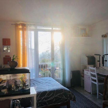 Charmant Room Chez Nous Bus Direct Orly Ablon-sur-Seine Kültér fotó