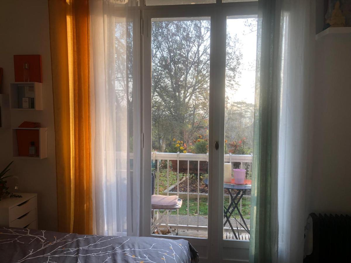 Charmant Room Chez Nous Bus Direct Orly Ablon-sur-Seine Kültér fotó