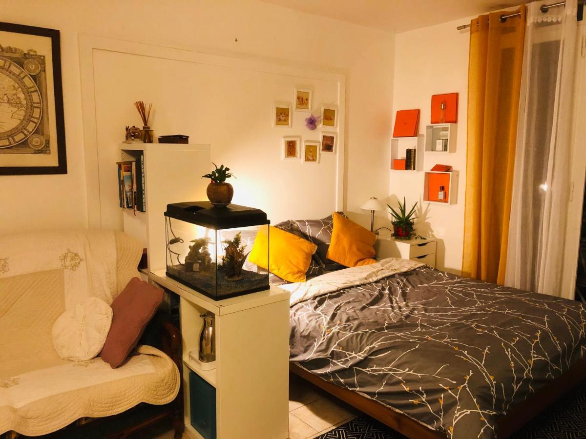 Charmant Room Chez Nous Bus Direct Orly Ablon-sur-Seine Kültér fotó